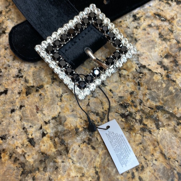 NWT White House Black Market rhinestone buckle belt - Picture 2 of 5